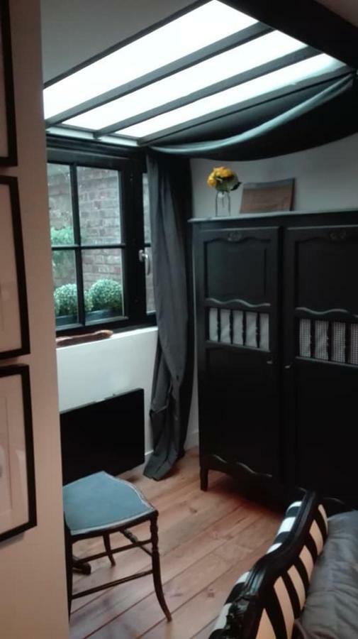 Les Petites Suites Dieppoises - L'Atelier Couture Dieppe Exterior foto